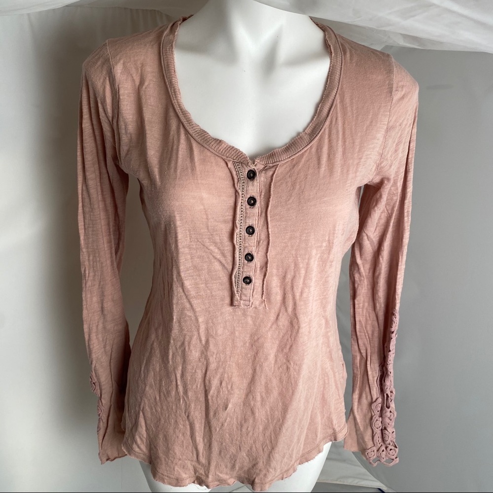 Mudd light rose button Henley with crochet detail on sleeves